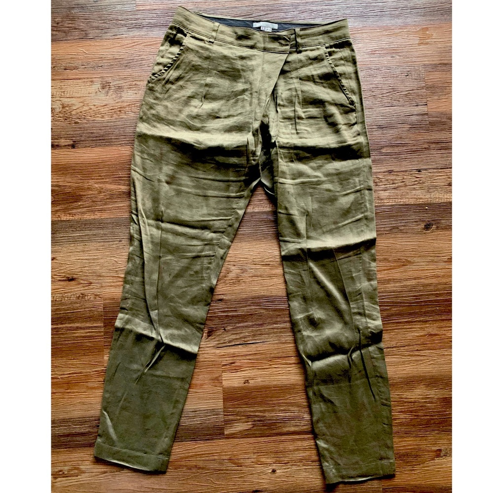 Vince linen trouser women’s size 2 olive green color